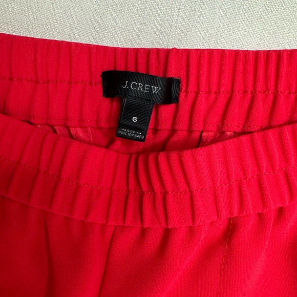 J crew jogger in bright red - Picture 3 of 6